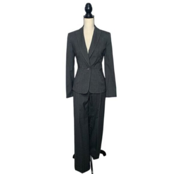 NWT Kasper Gray Two Piece Pants Suit Set - Picture 2 of 10